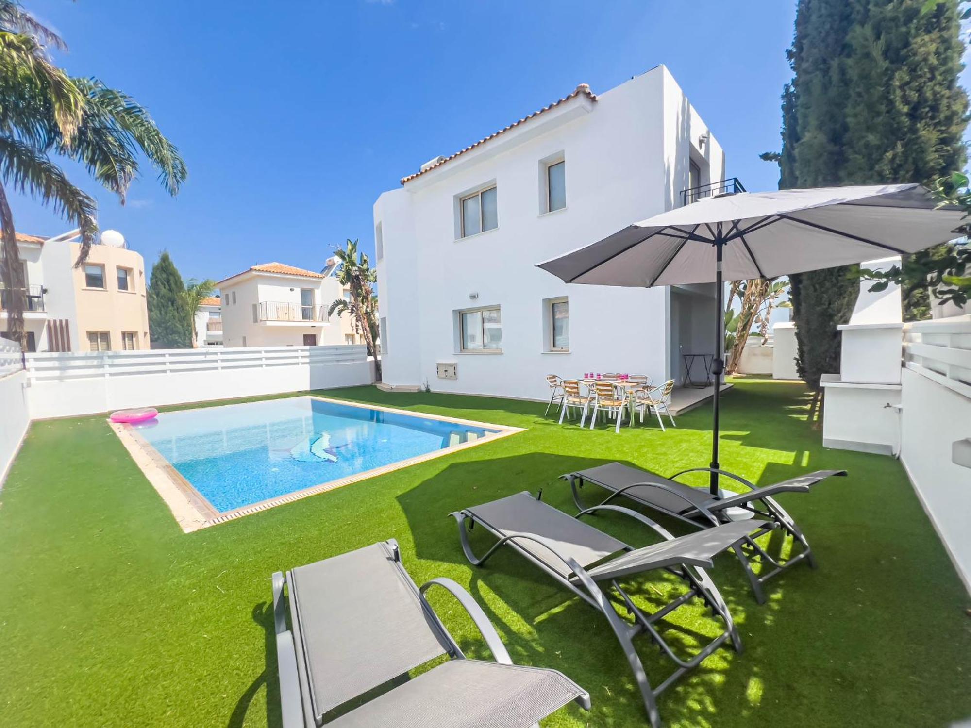 Villa Dolce Vita Protaras Exterior photo